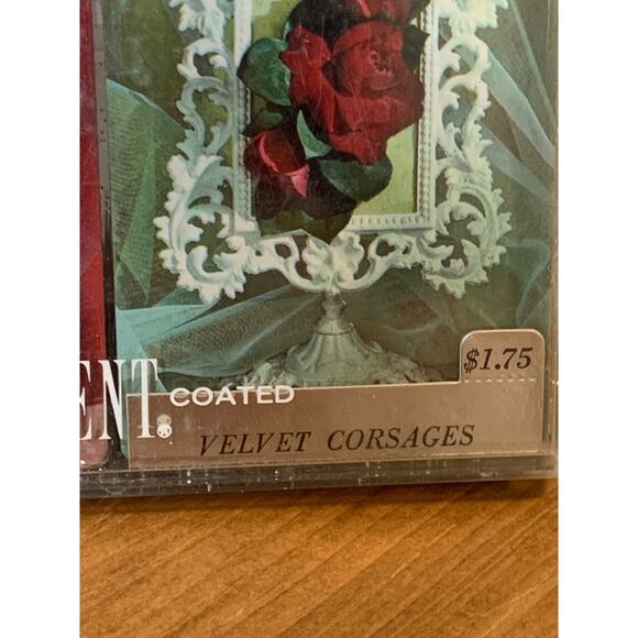 Kent Plastic-Coated Nu-Vue Vtg Playing Cards 2 Decks SEALED USA Velvet Corsages - Picture 7 of 7
